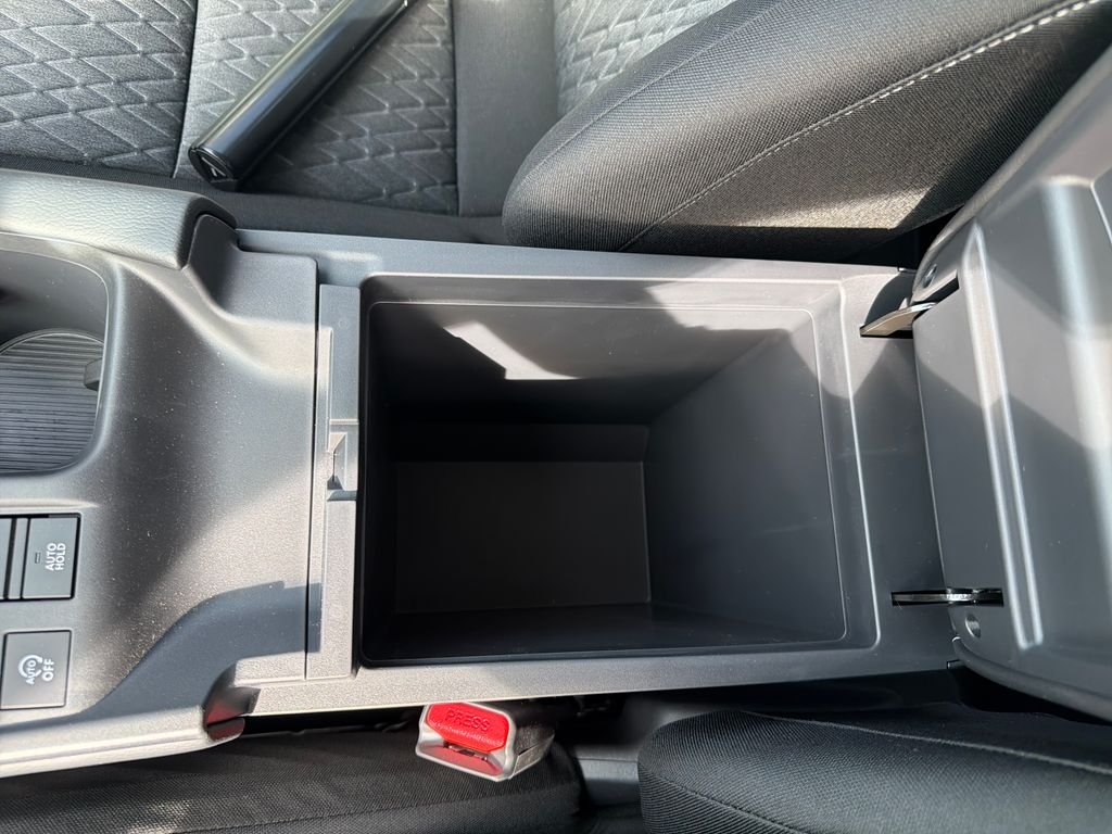 New 2026 Nissan Sentra SV 4D Sedan