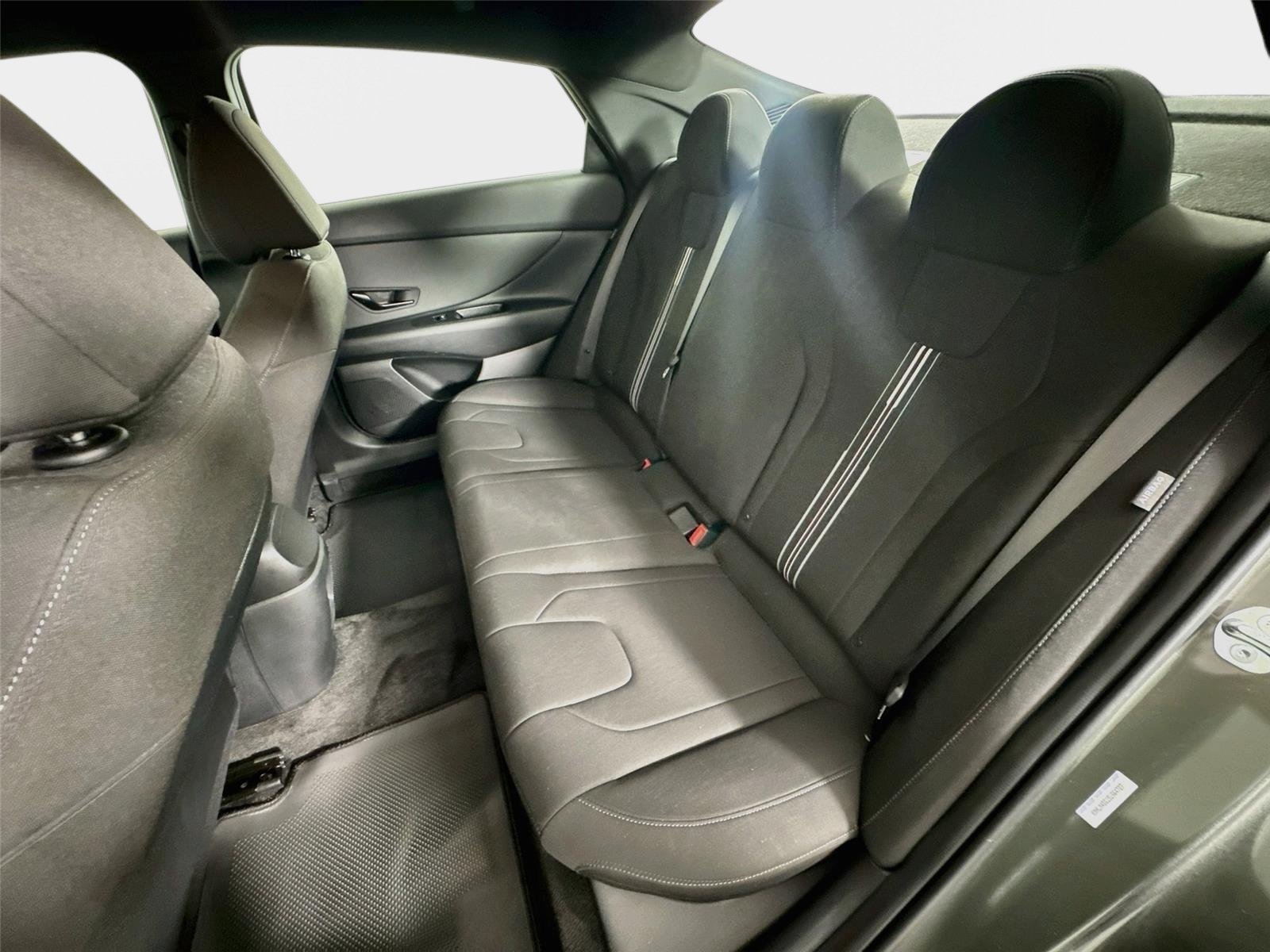Used 2025 Amazon Gray Hyundai SEL Sport image 20