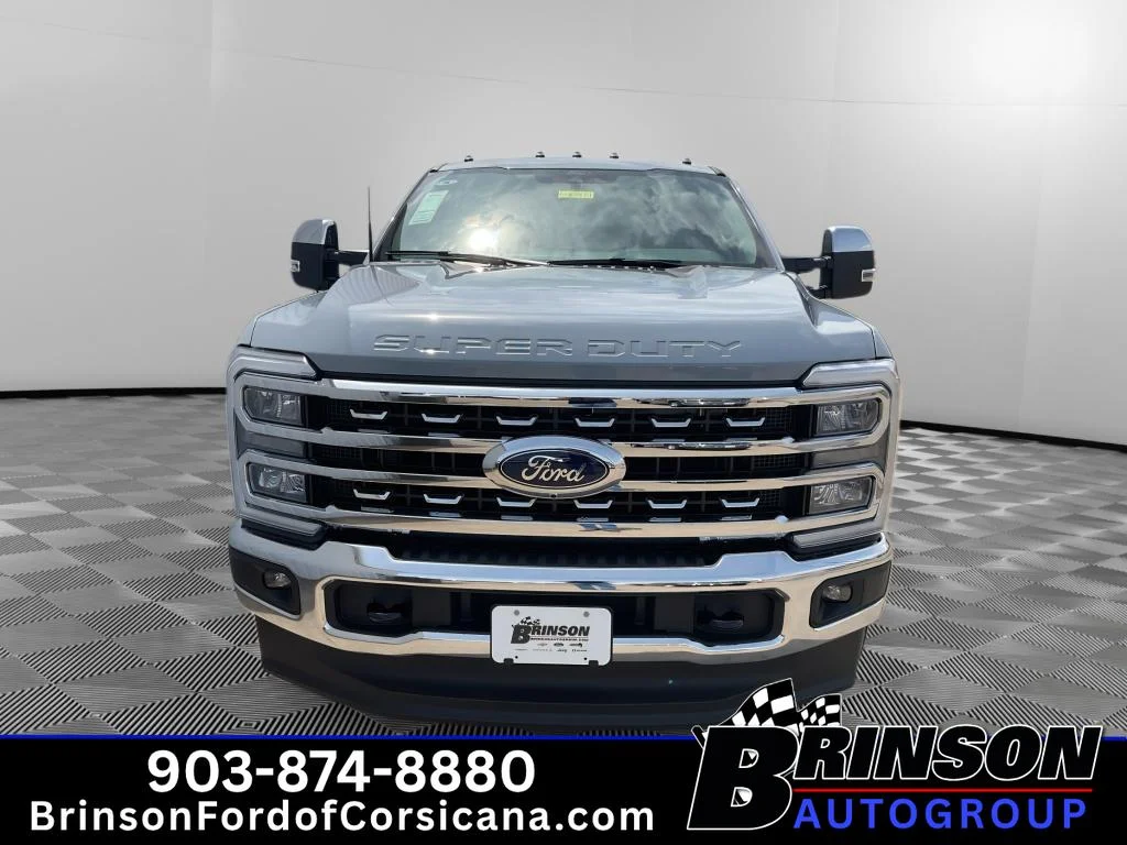 New 2026 Glacier Gray Metallic Tri-Coat Ford F-250® Lariat® image 2