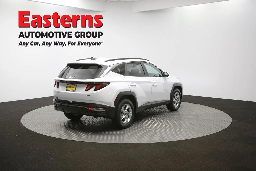 Used 2024 White Hyundai SEL image 40