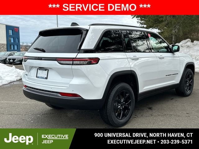 New 2026 Bright White Clear-Coat Exterior Paint Jeep Altitude image 2
