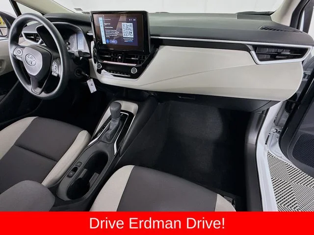 Used 2025 White Toyota LE image 25