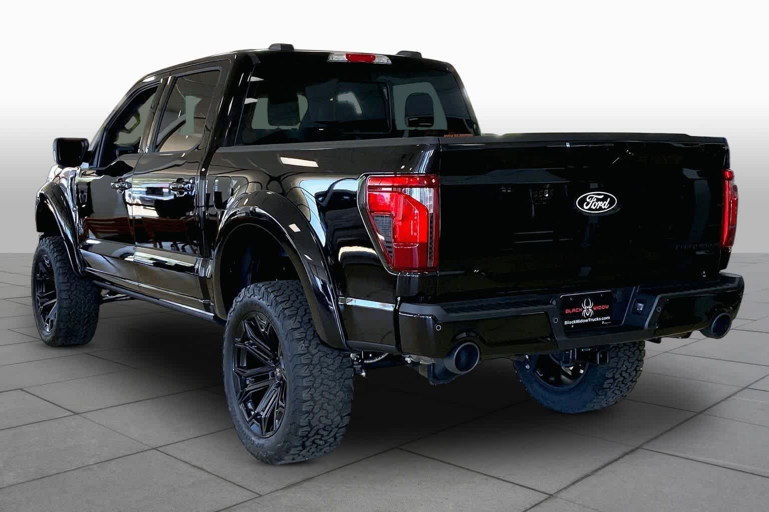 New 2026 Agate Black Metallic Ford XLT image 12