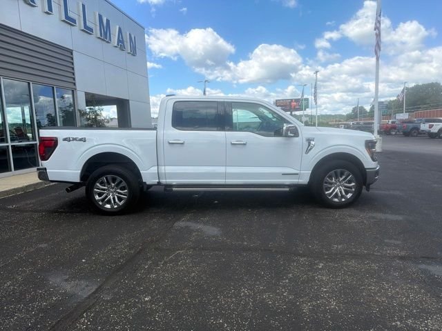 Certified Used 2024 Oxford White Ford XLT image 3