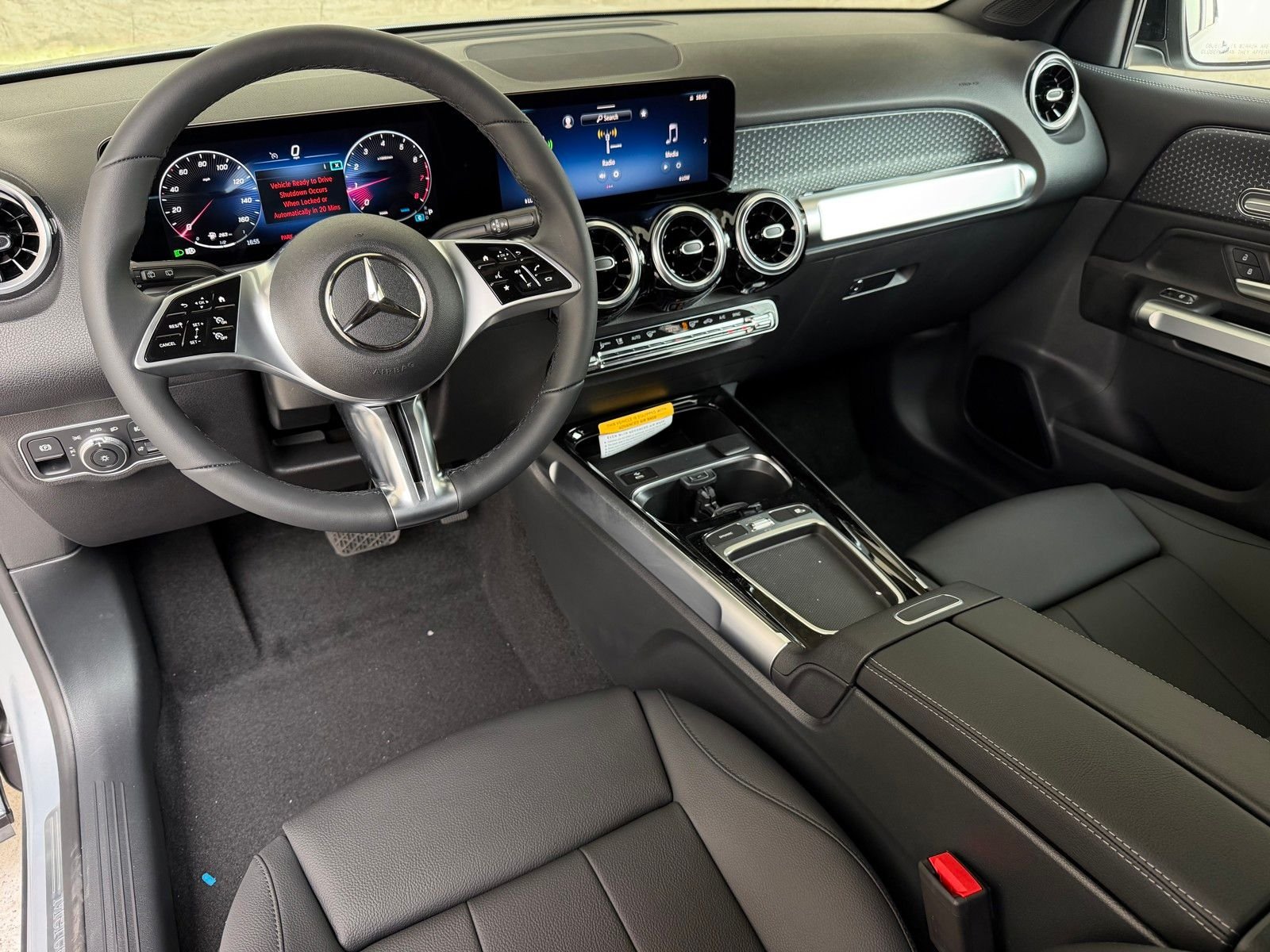 New 2026 Cirrus Silver Metallic Mercedes-Benz GLB 250 image 7