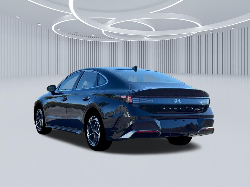New 2026 Black Hyundai SEL Sport image 5