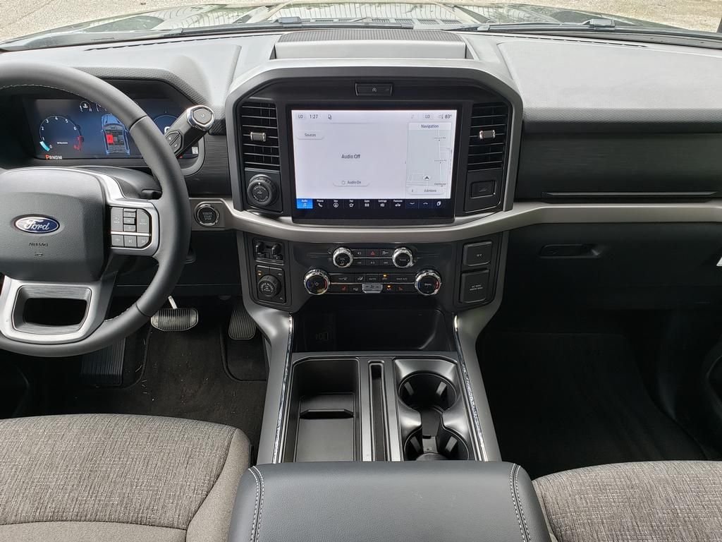 New 2026 Agate Black Metallic Ford XLT image 15
