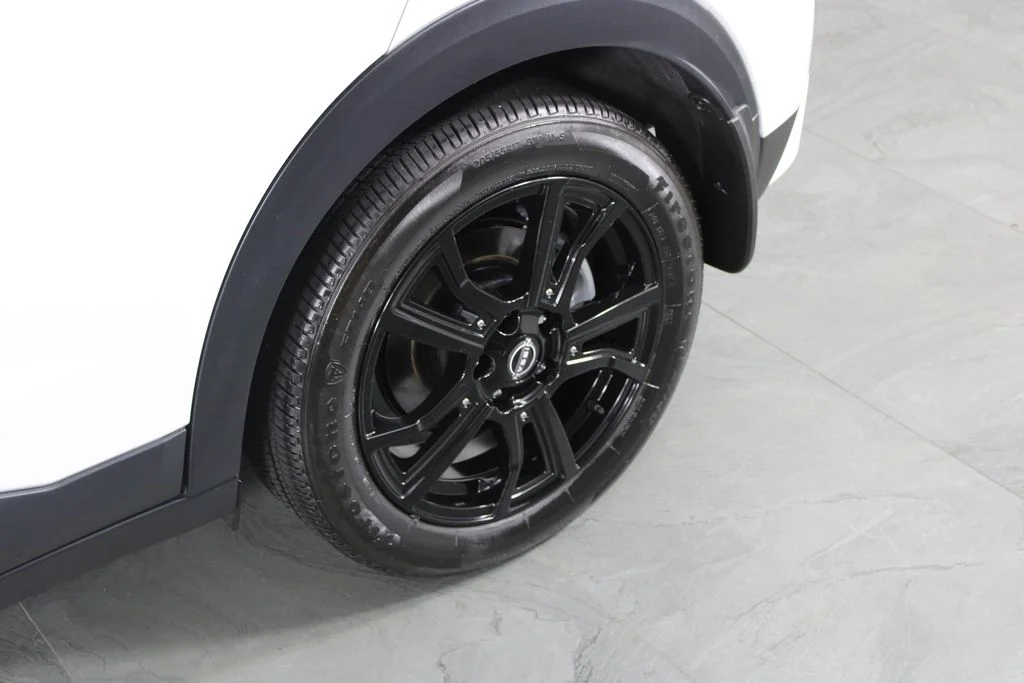 2024 Nissan Kicks SV - Photo 13