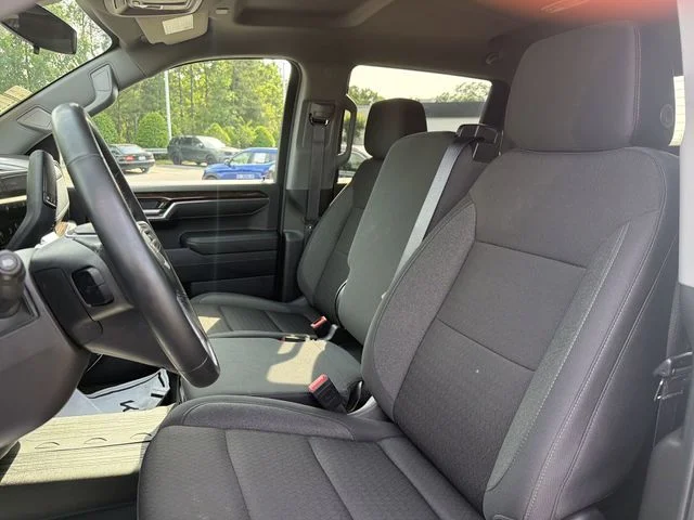 Used 2024 Gray GMC Elevation image 11