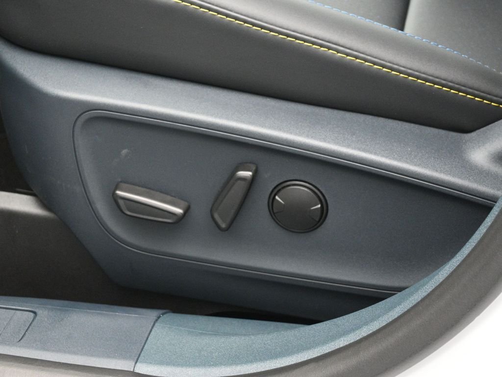 New 2025 Oxford White Ford Lobo Standard image 9