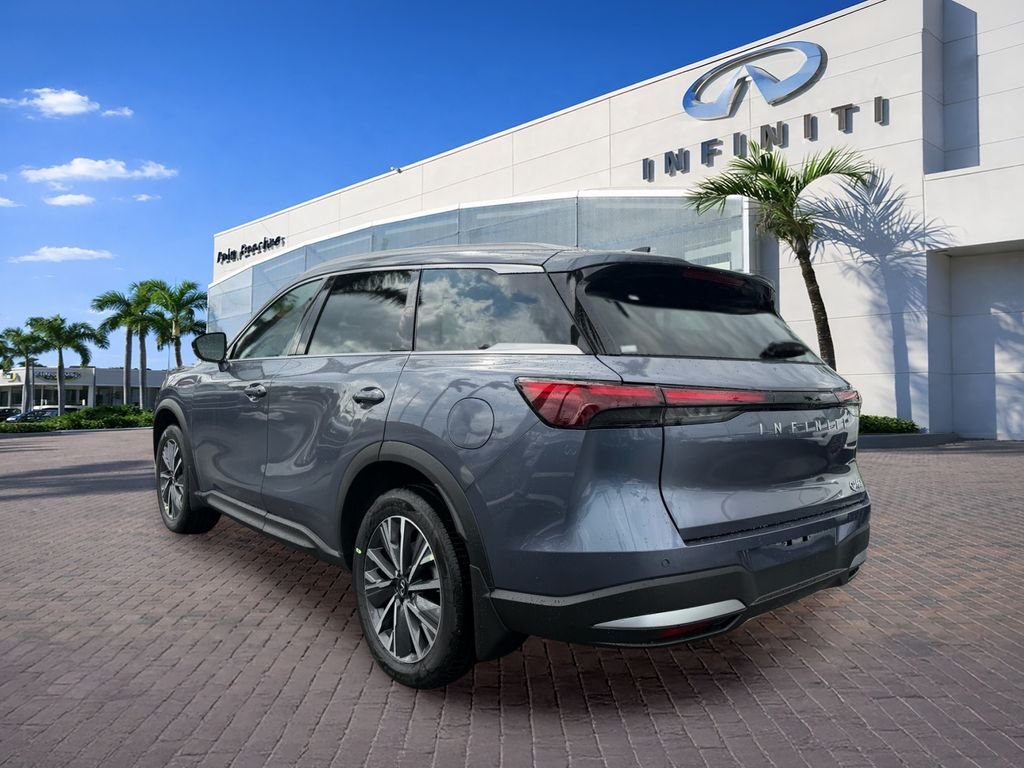New 2027 MOONBOW BLUE INFINITI Luxe FWD image 5