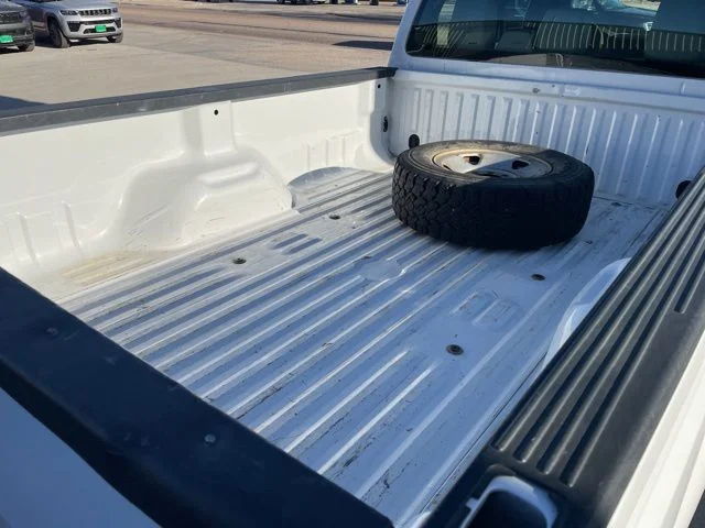 Used 2012 White Ford XL image 4