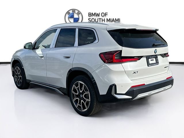New 2026 White BMW xDrive28i image 4