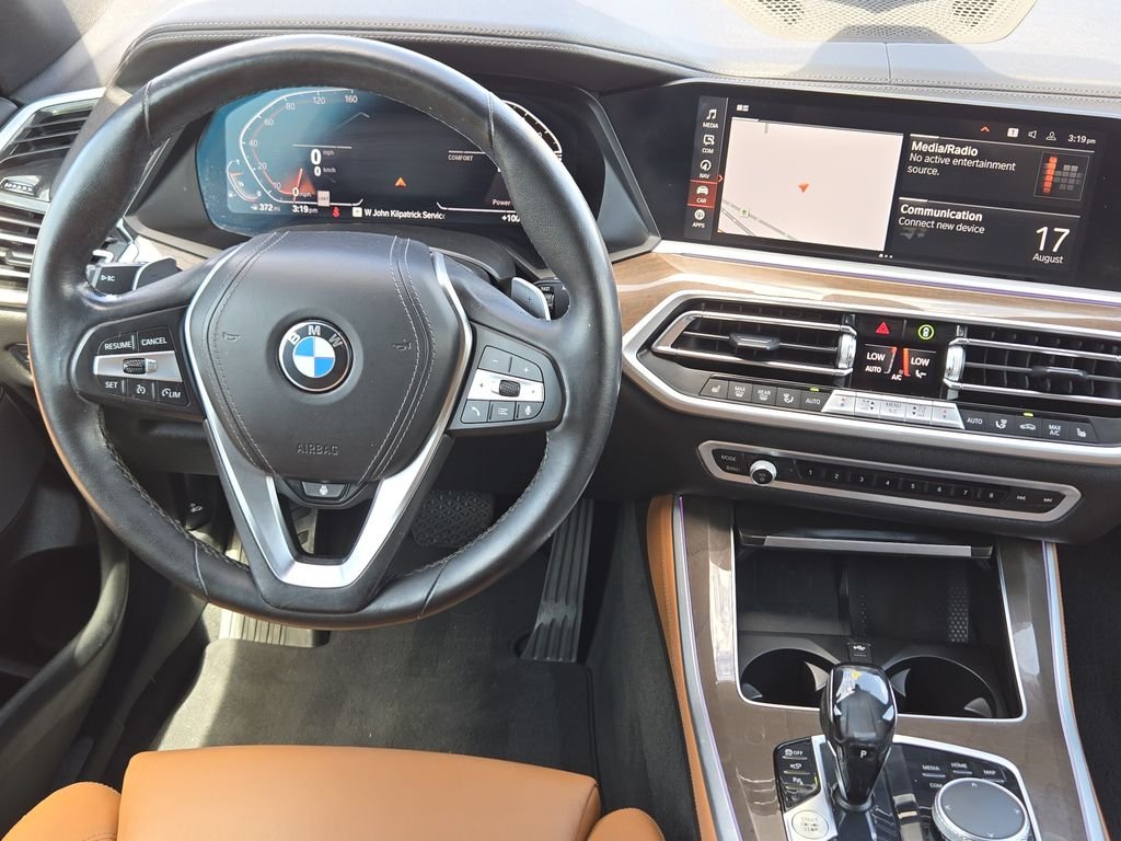 Used 2021 Blue BMW xDrive40i image 28