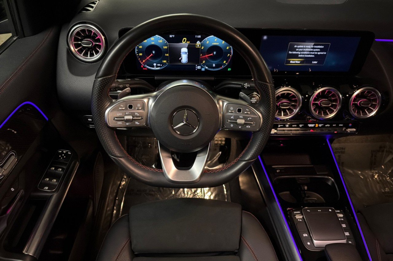 Used 2023 Mountain Grey Metallic Mercedes-Benz GLA 250 image 13