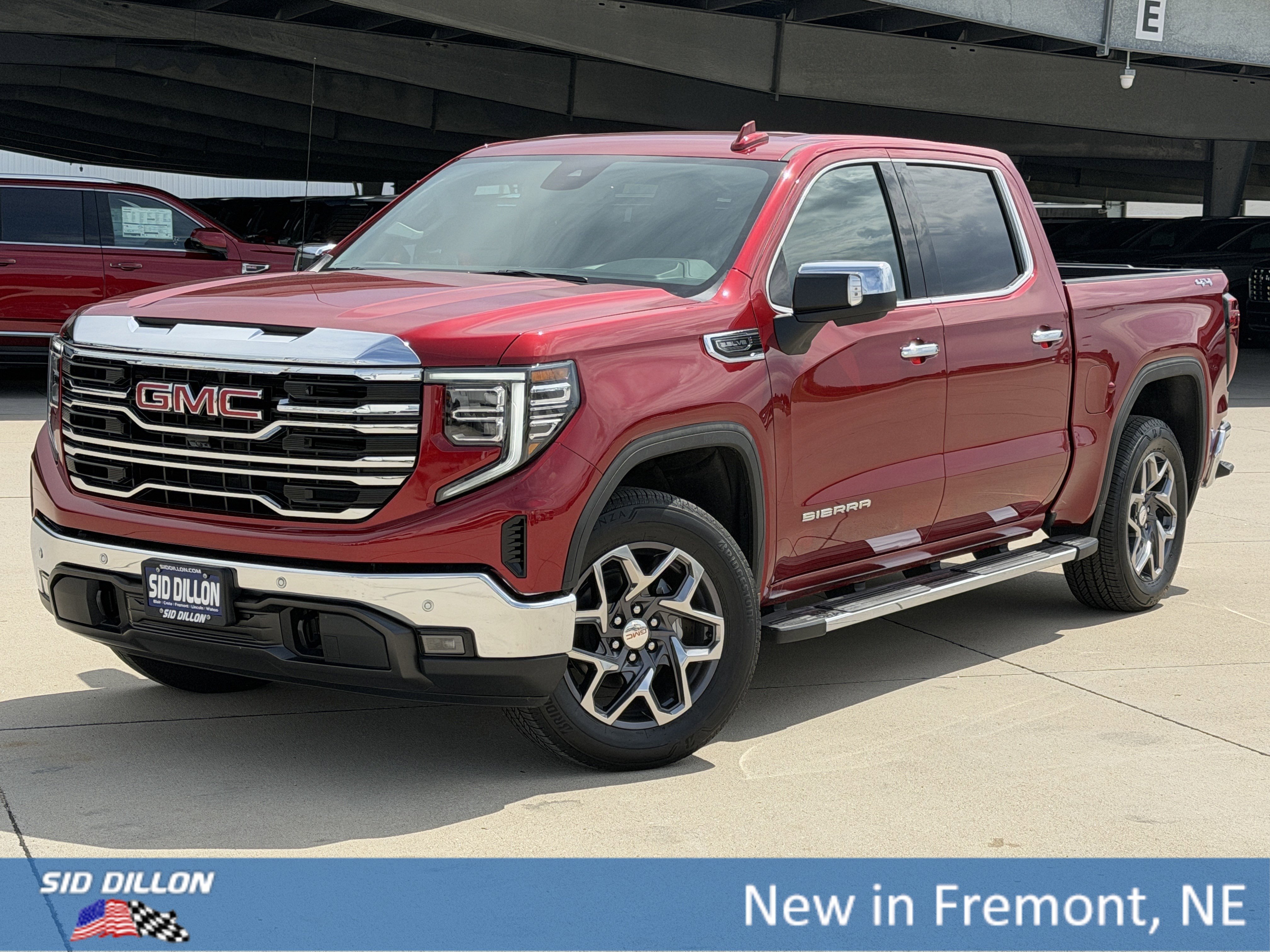 2026 GMC Sierra 4WD Crew Cab Short Box SLT's photo