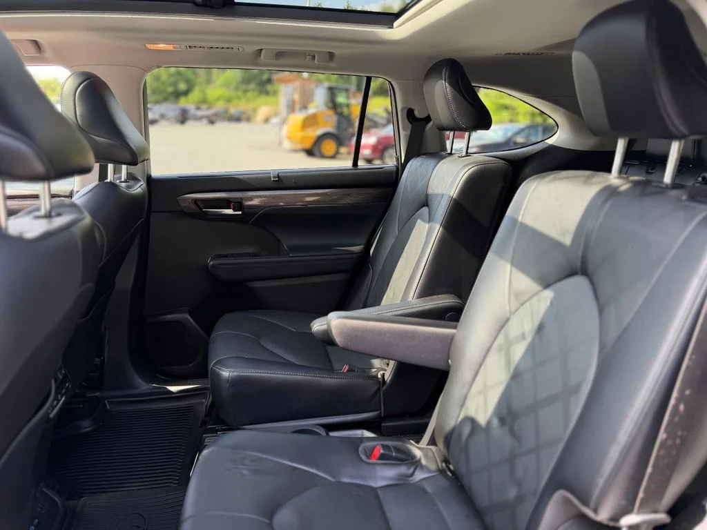 Certified Used 2022 Gray Toyota Platinum image 6