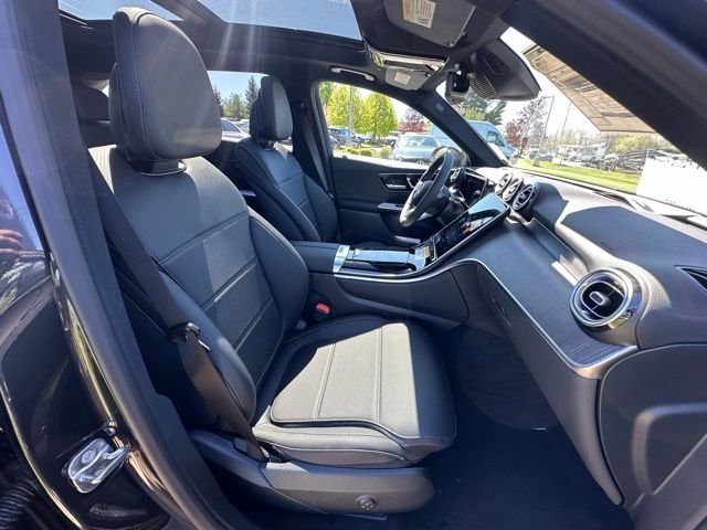 Used 2026 Gray Mercedes-Benz GLC 300 image 26