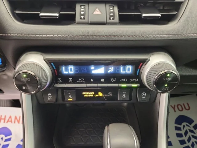 Used 2022 Magnetic Gray Metallic Toyota XLE Premium image 20