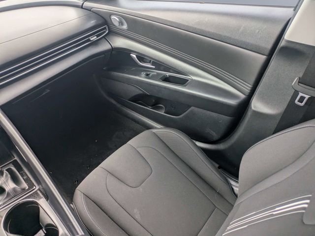 Used 2022 Black Hyundai SEL image 15