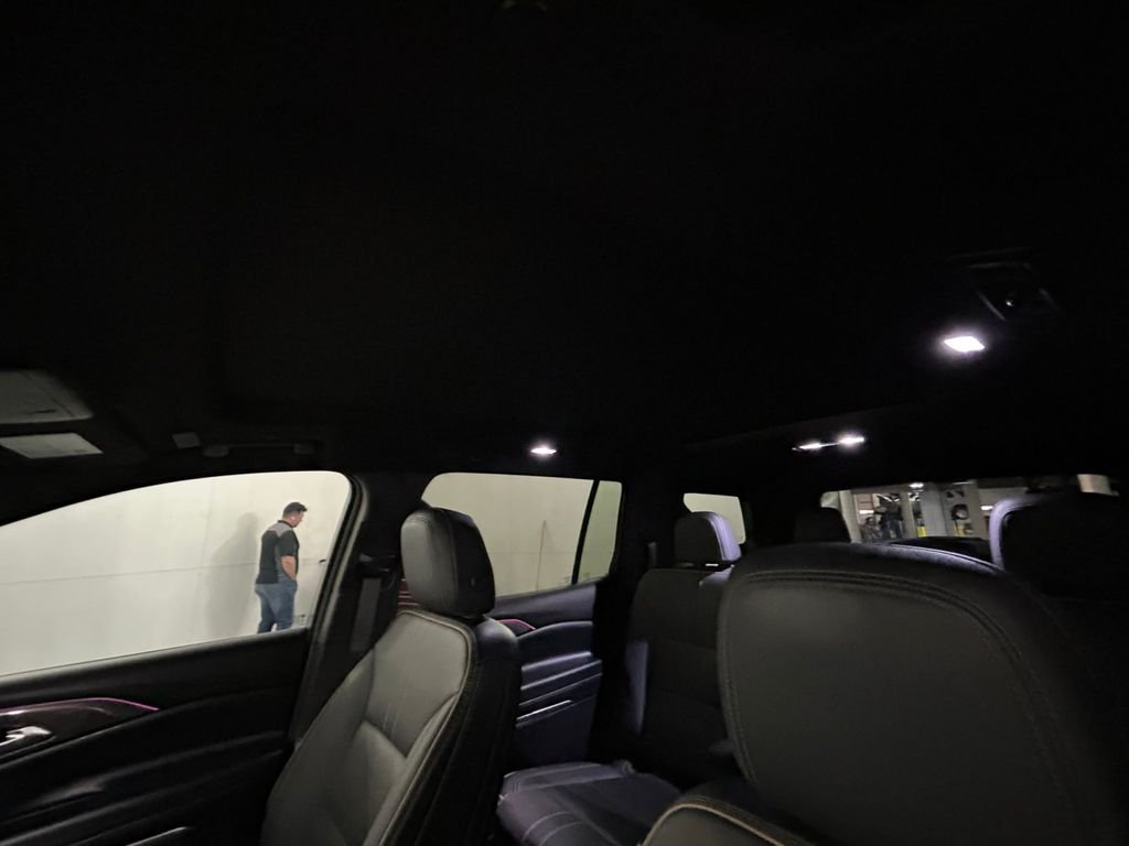 Used 2025 Blue Chevrolet High Country image 25