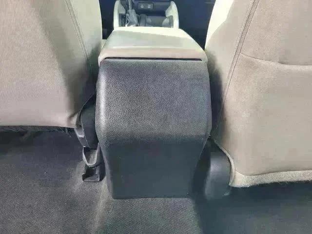 Used 2024  Honda EX image 17