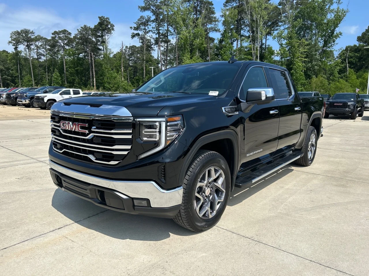 2026 GMC Sierra 1500 SLT - Photo 1