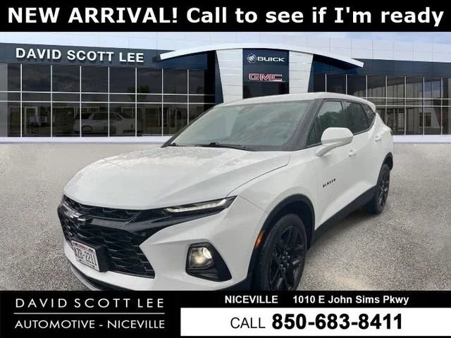 Used 2021 SUMMIT WHITE Chevrolet LT image 1