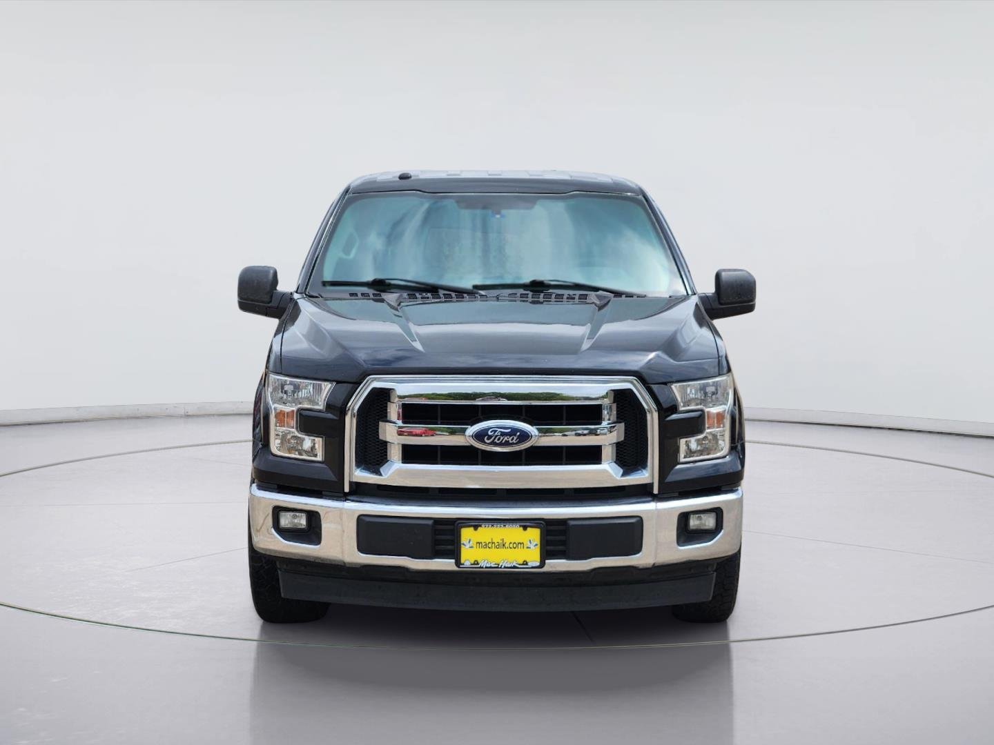 Used 2017 Shadow Black Ford XLT image 2