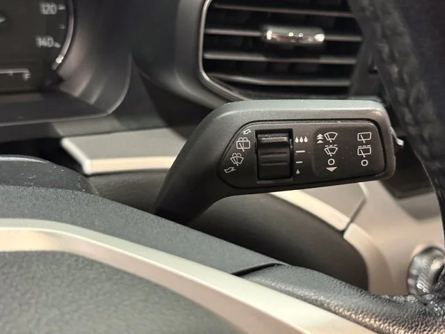 Used 2022 Blue Ford XLT image 15