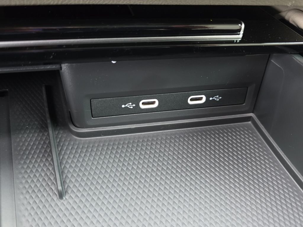 2026 Volkswagen Atlas SEL - Photo 14