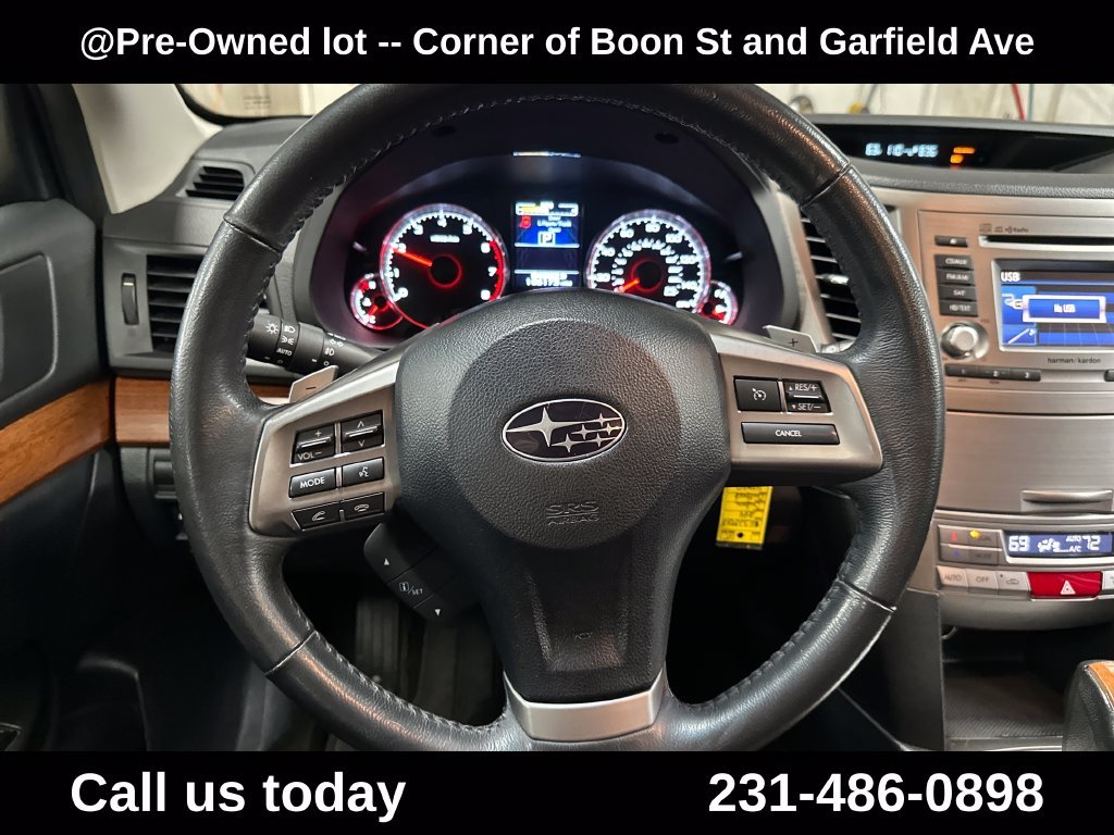 Used 2014 Silver Subaru 2.5i image 20