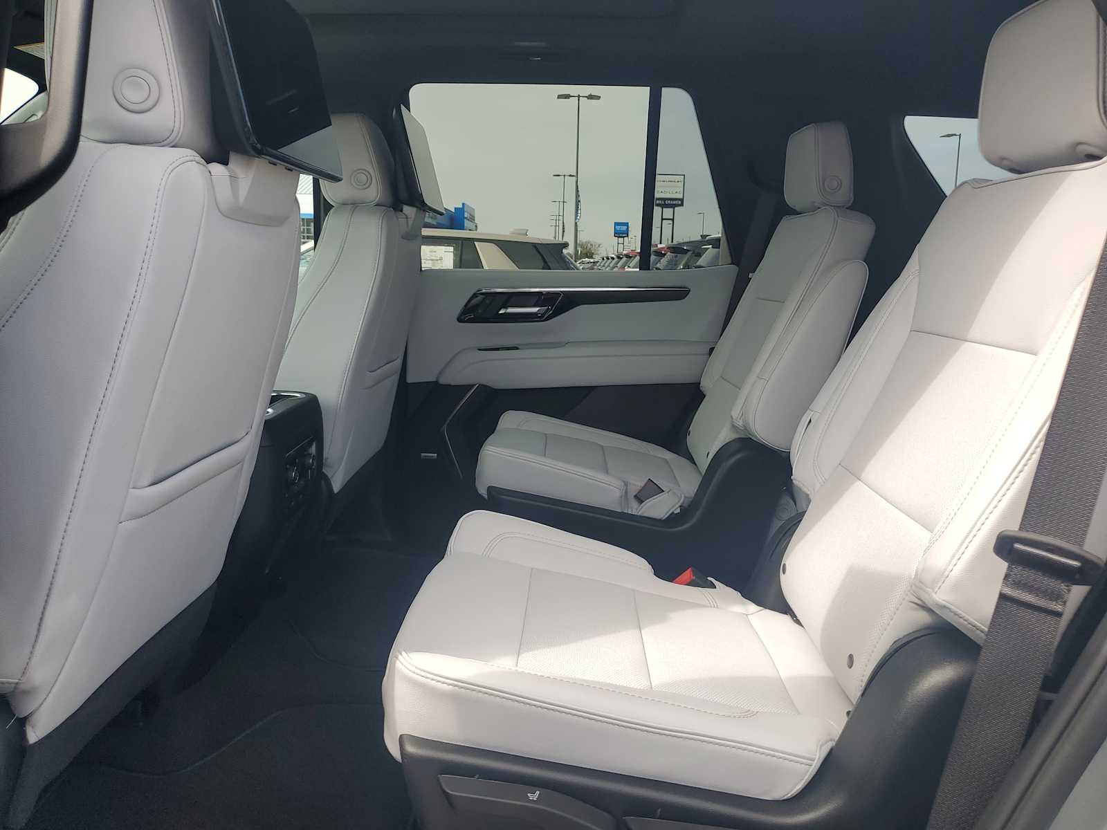 2026 Chevrolet Tahoe Premier - Photo 13