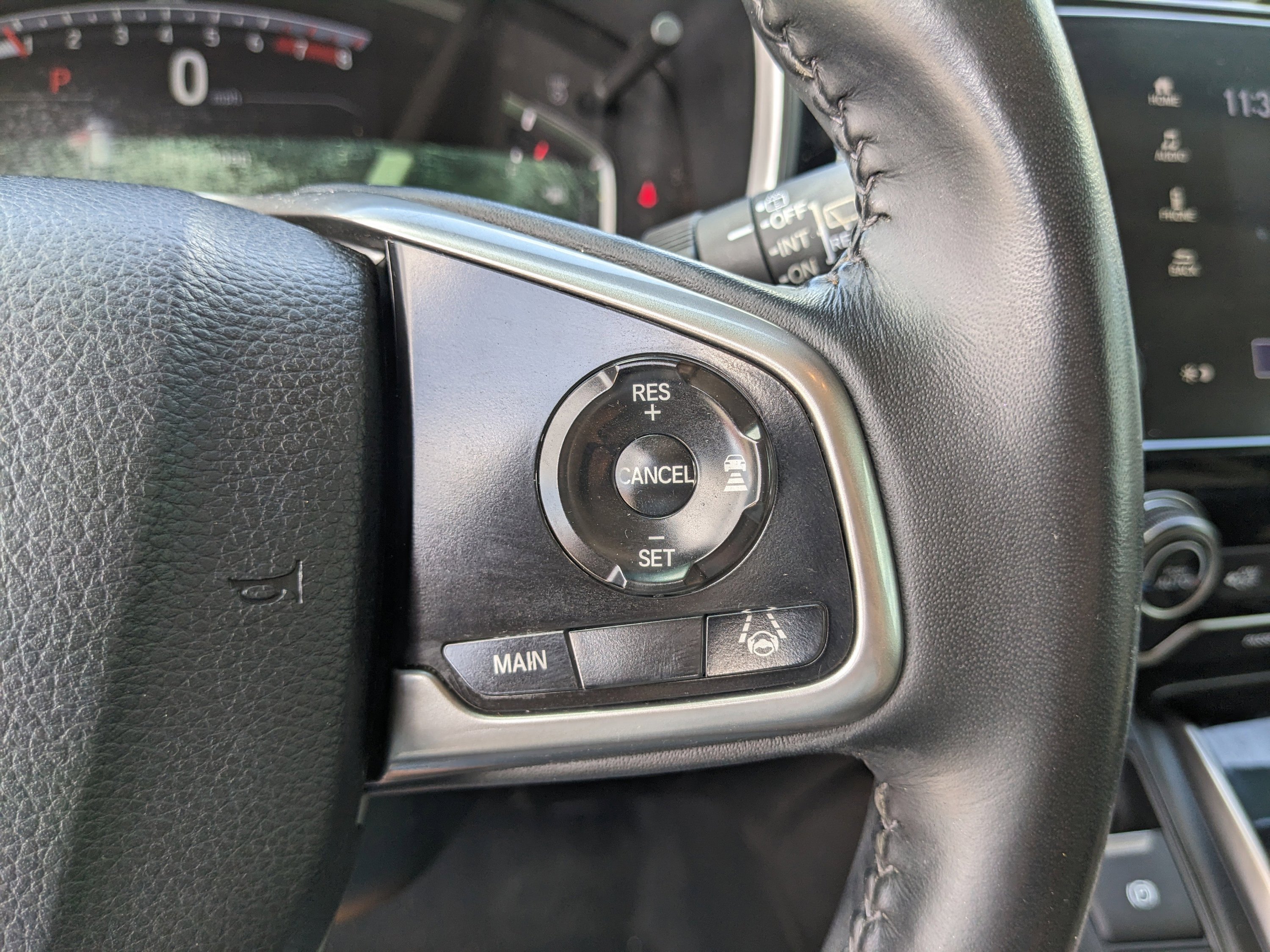 Used 2019 Molten Lava Pearl Honda EX-L image 31