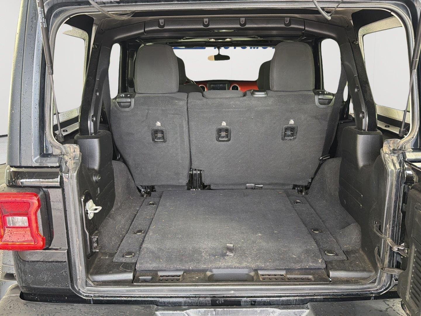 Used 2021 Black Clearcoat Jeep Unlimited Rubicon image 8