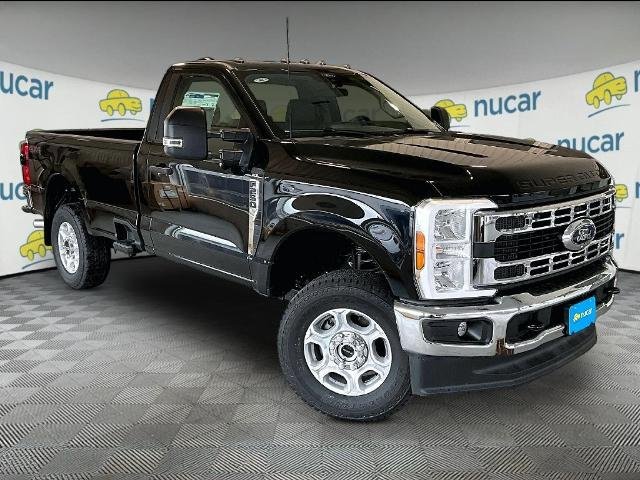 New 2026 Agate Black Metallic Ford XLT image 18