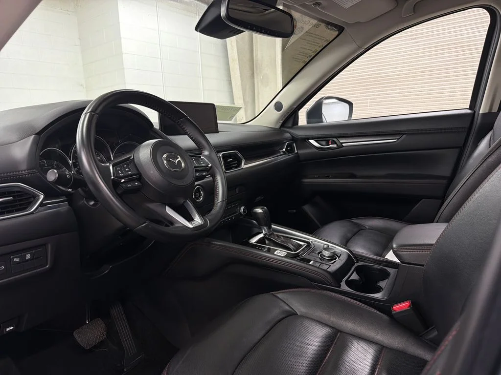 Used 2024 Gray Mazda 2.5 S Carbon Edition AWD image 6