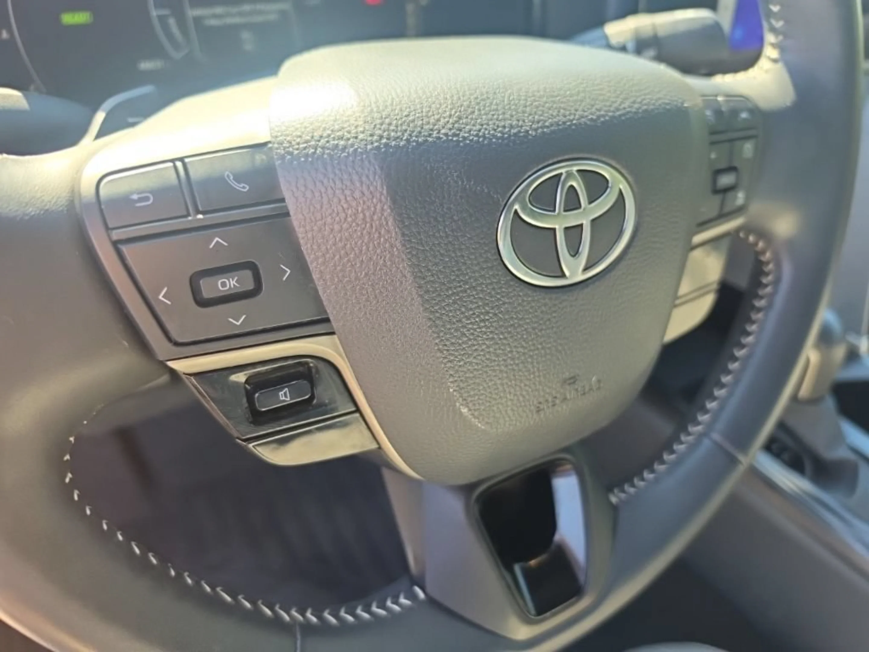 Used 2025 Gray Toyota SE image 20