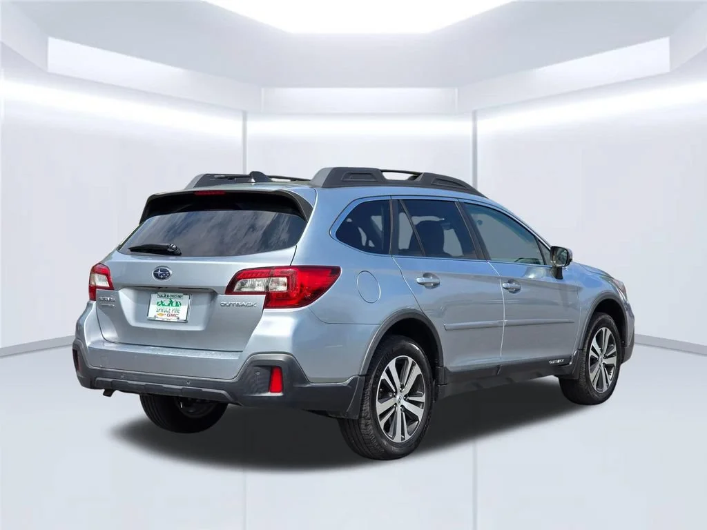 2018 Subaru Outback Limited - Photo 19
