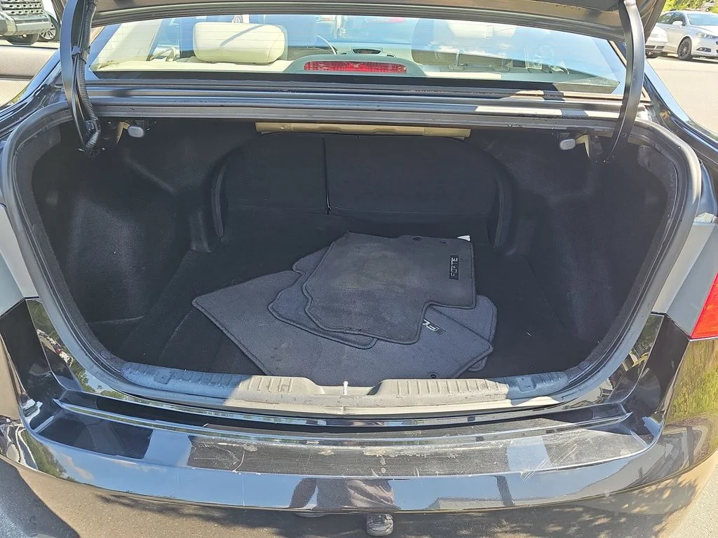 Used 2013 Black Kia EX image 12