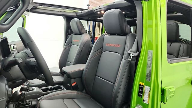 2025 Jeep Wrangler 4-Door Rubicon - Photo 10