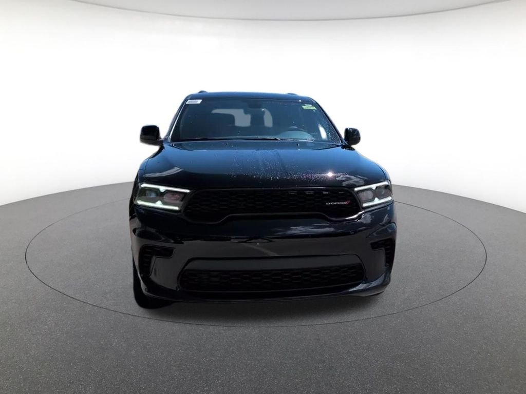 New 2026 Diamond Black Clear-Coat Exterior Paint Dodge GT image 3