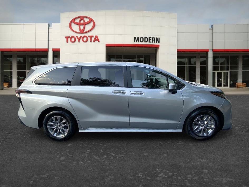 Used 2025 Celestial Silver Metallic Toyota XLE image 4