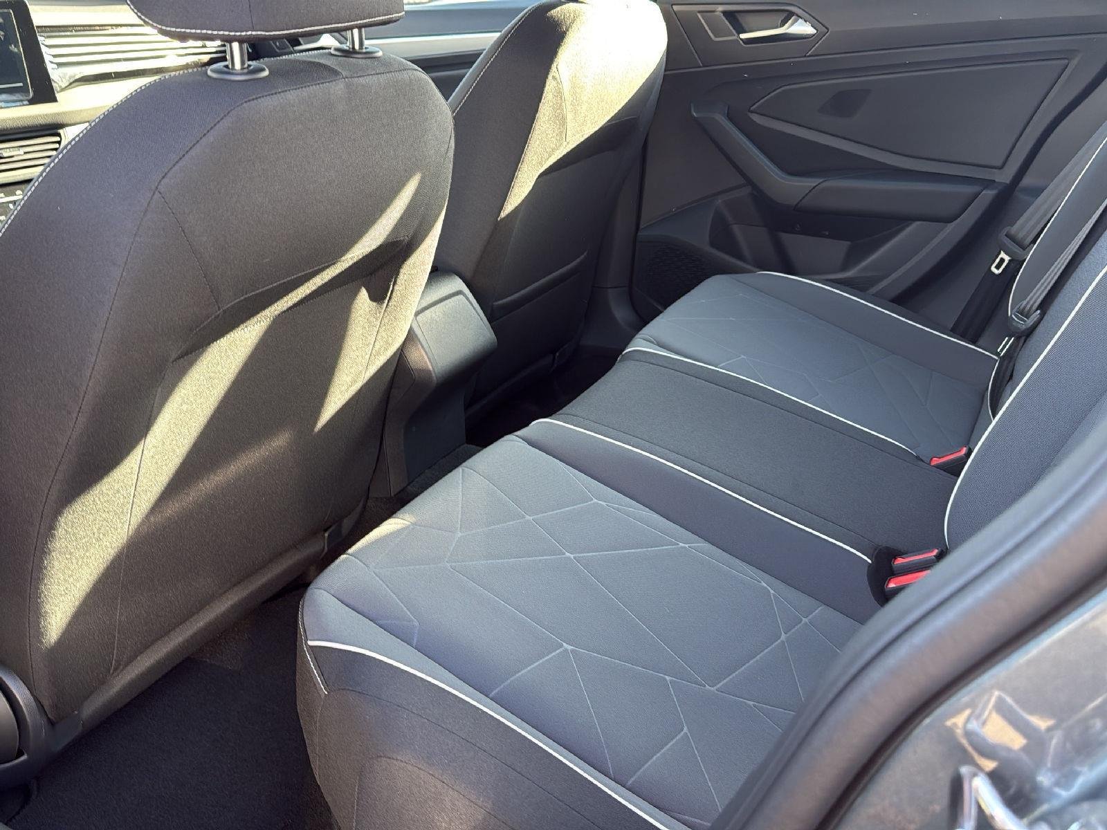 2026 Volkswagen Jetta Sport - Photo 20
