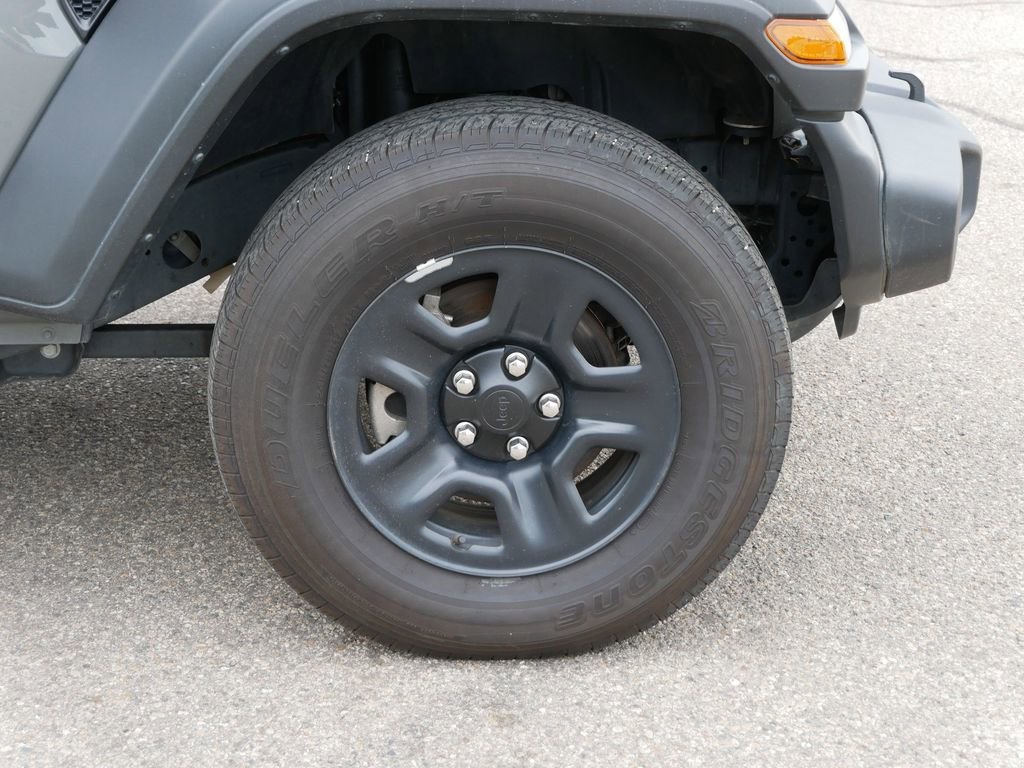 2022 Jeep Gladiator Sport - Photo 9