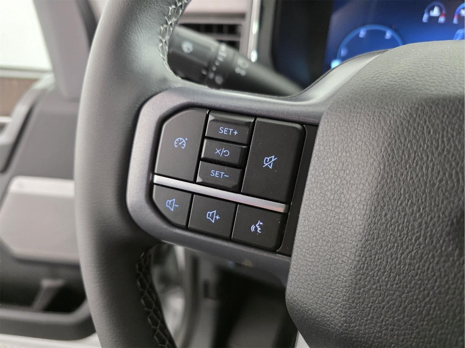 New 2026 Avalanche Ford F-250® Lariat® image 30
