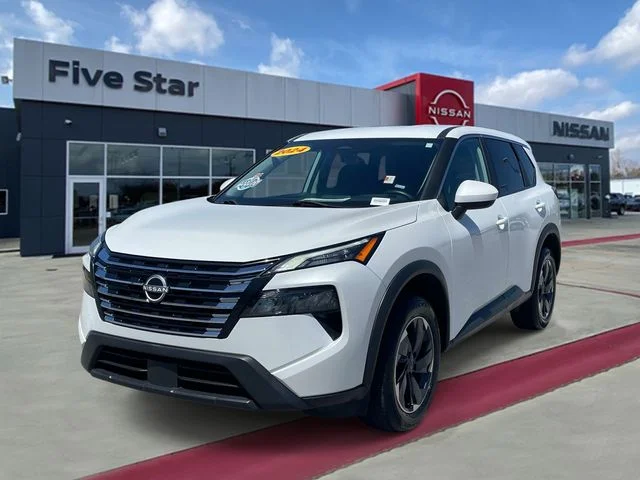 Used 2024 White Nissan SV image 3