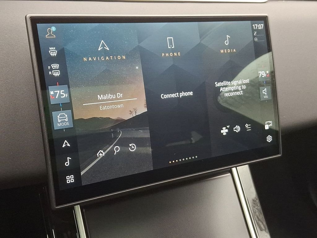 New 2026 Santorini Black Land Rover Dynamic image 18