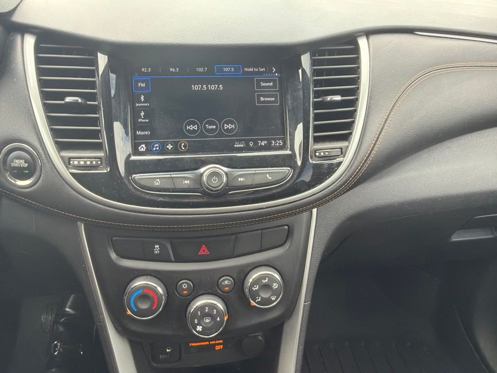 Used 2018 White Chevrolet LT image 9