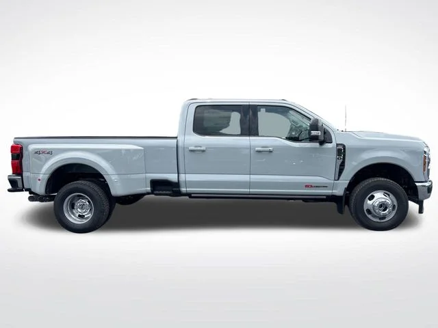 New 2026 Avalanche Ford F-350® Lariat® image 6